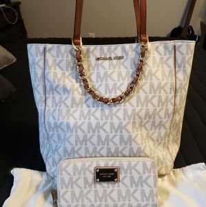 Michael Kors Tote Bag and Wallet